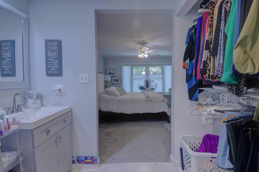 Building Photo - 3151 Covewood Ct