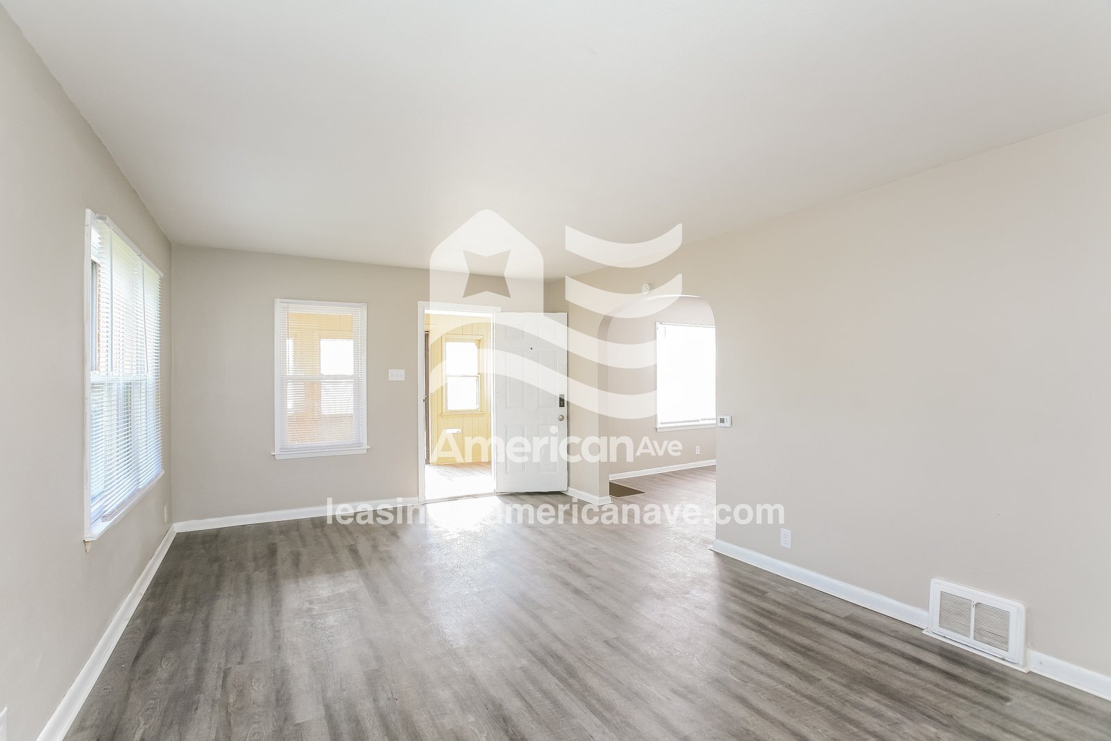 Building Photo - 1253 N Meade St