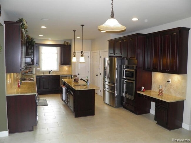 Building Photo - 24890 Overlook Trl