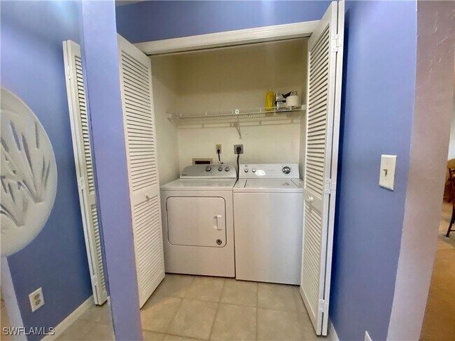 Building Photo - 12601 Kelly Sands Way