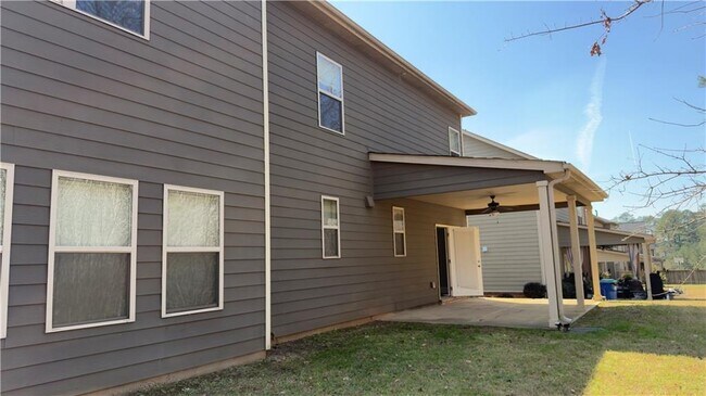 Building Photo - 4844 Albany Wy