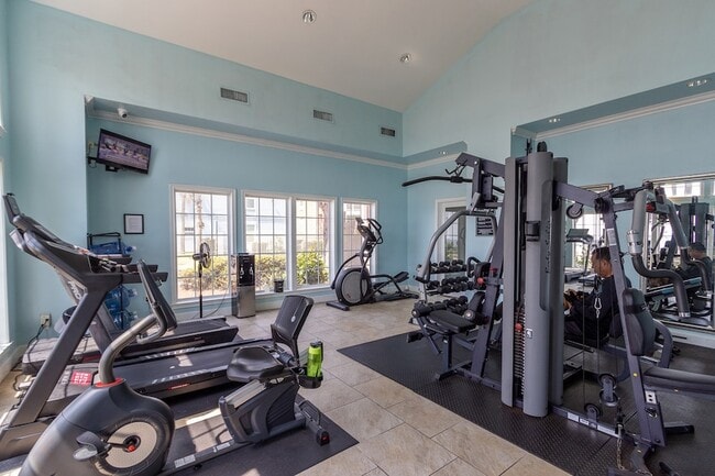 Building Photo - 7000 Seawall Blvd