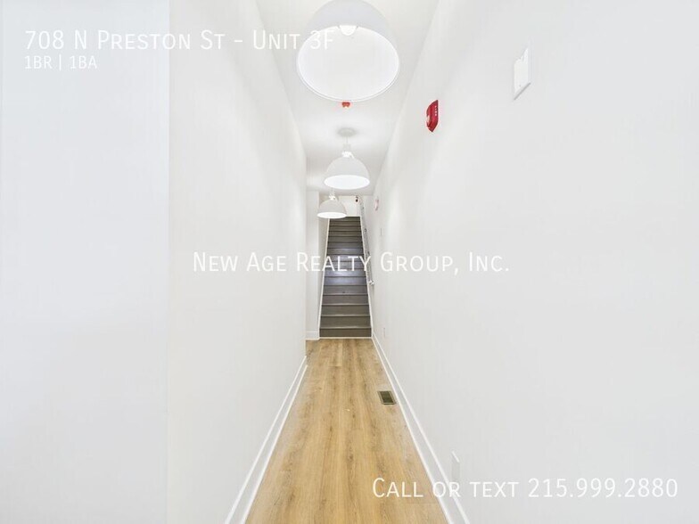 Building Photo - 708 N Preston St