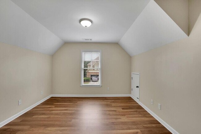 Building Photo - 8105 Majors Glen Ct