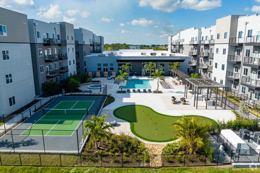 Primary Photo - Parasol Melbourne