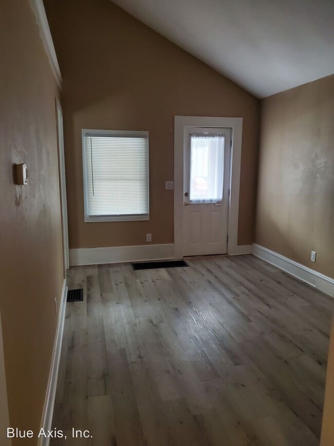 Building Photo - 2 br, 1 bath House - 518 Caroline St