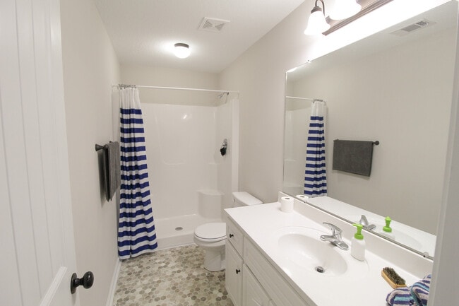 Building Photo - 117 Buckhaven Way