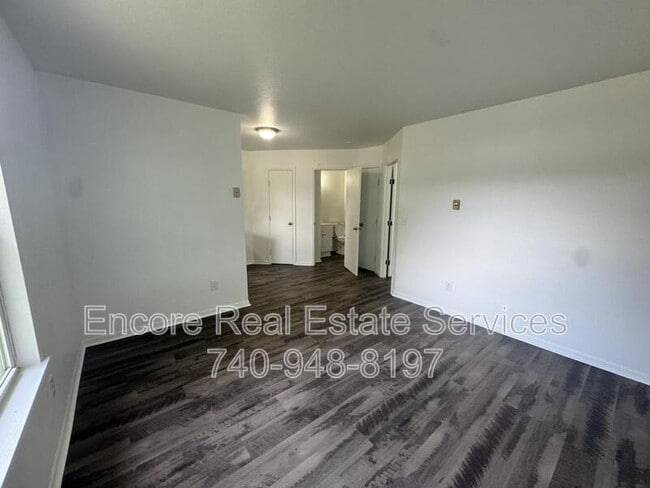 Building Photo - 537 New Haven Ct