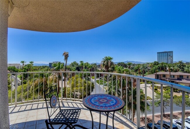 Building Photo - 3111 Bel Air Dr
