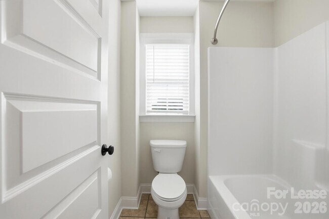 Building Photo - 6532 Wildbrook Dr
