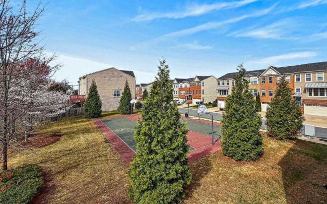 Building Photo - 43473 Hopestone Ter
