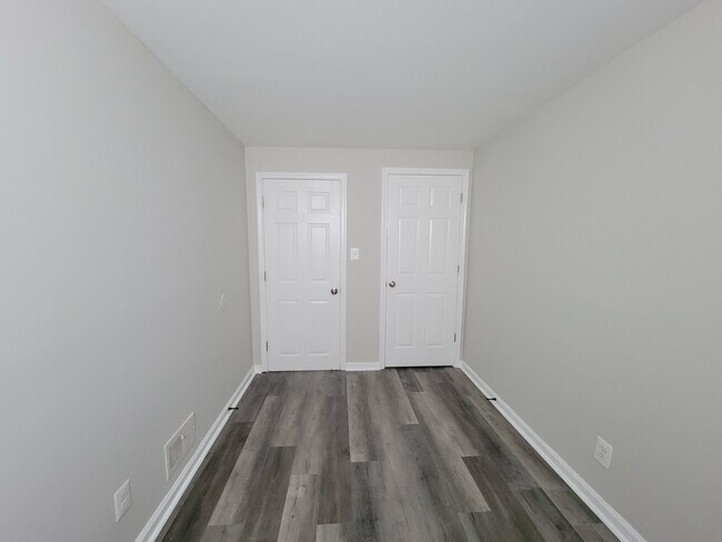 Building Photo - 5253 Cedgate Rd