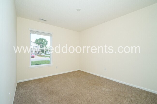 Building Photo - Coming soon! - Comfort & Convenience in Pi...