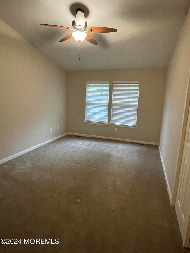 Building Photo - 86 Windward Drive