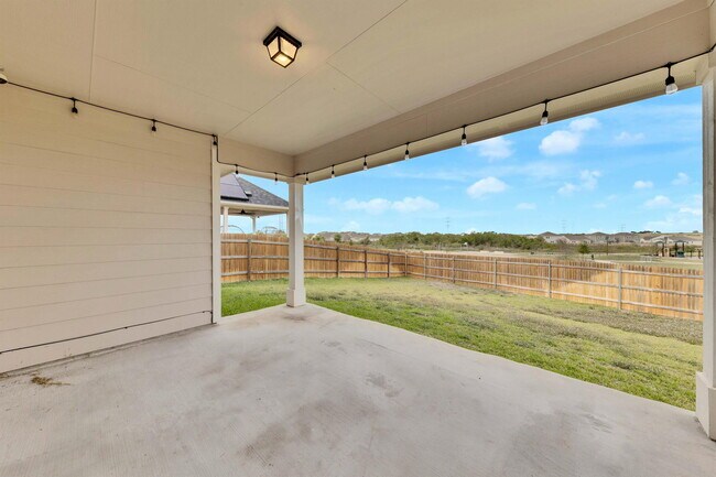 Building Photo - 17728 Zinfandel Dr