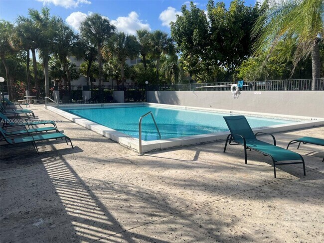 Building Photo - 13240 SW 88th Ln