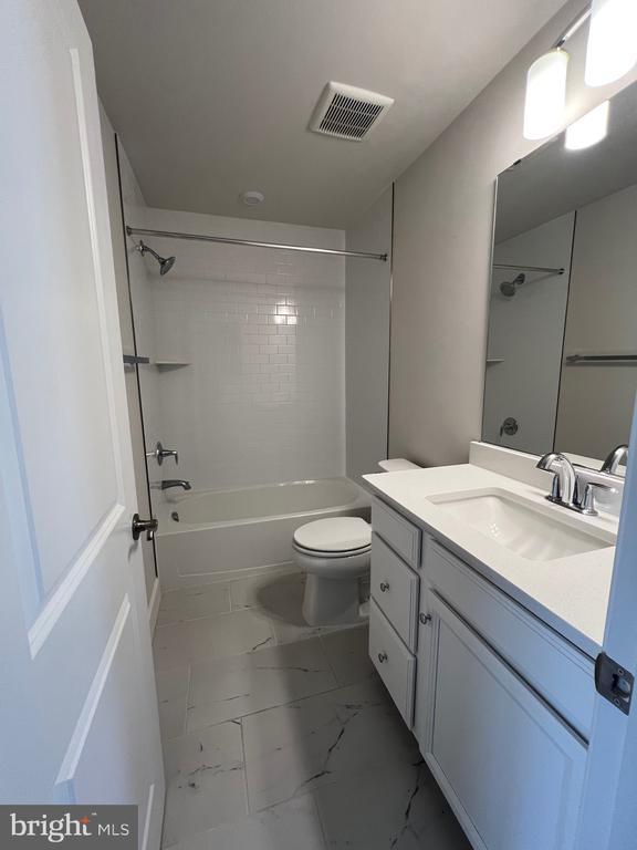 Building Photo - 3817 Polo Pl