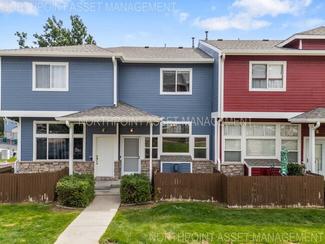 Primary Photo - Beautiful 2 beds 2.5 baths in Brighton!