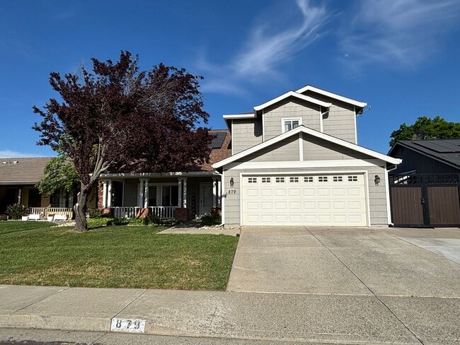 Building Photo - 879 Fall River Trail