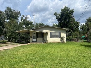 Building Photo - 1002 Fowlkes St