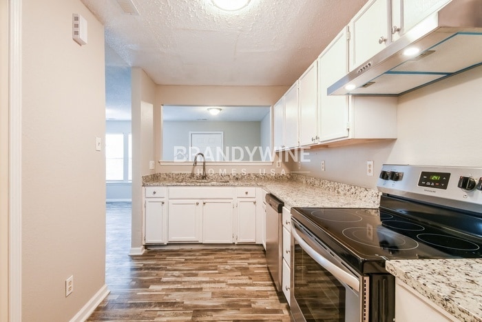 Building Photo - 16675 Aulton Dr