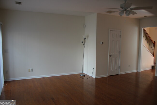 Building Photo - 2756 Deerwood Ln
