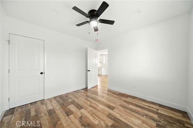 Building Photo - 523 W 78th St