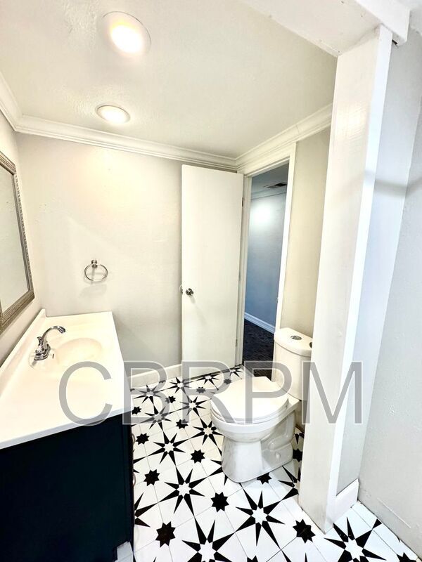 Building Photo - 2702 23rd St