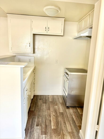 Building Photo - 6248 N San Gabriel Blvd