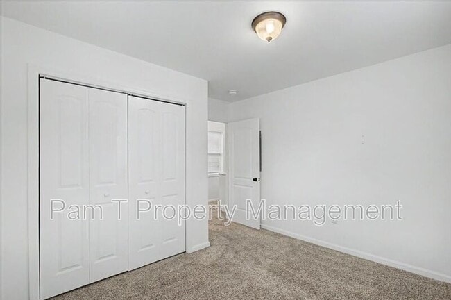 Building Photo - 1200 E 37th St
