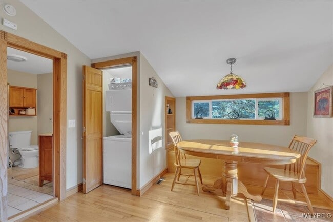 Building Photo - 29 Monroe St