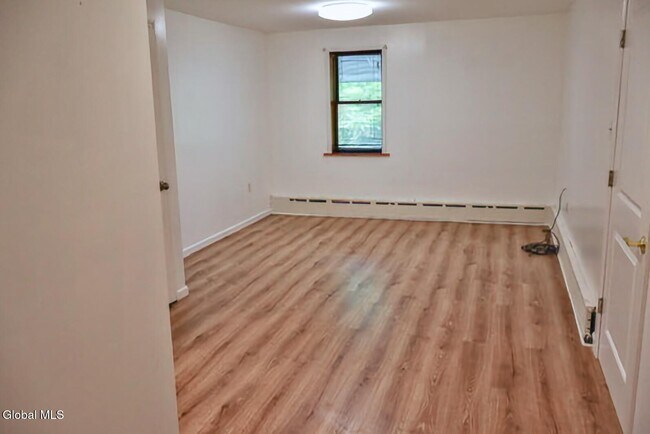 Building Photo - 19 Wilkins Ave