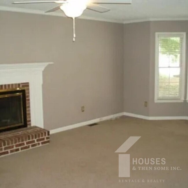 Building Photo - 3 McBee Chapel Rd