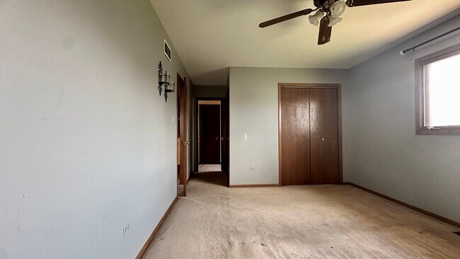 Building Photo - 15720 S 88th Ave