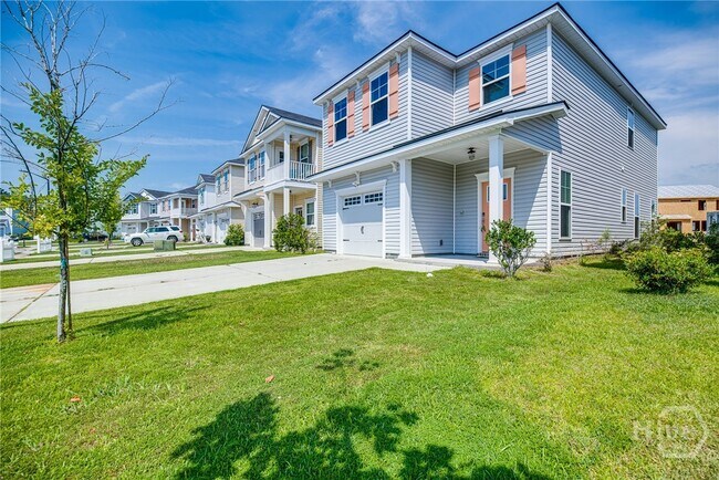 Building Photo - 11 Pomona Cir