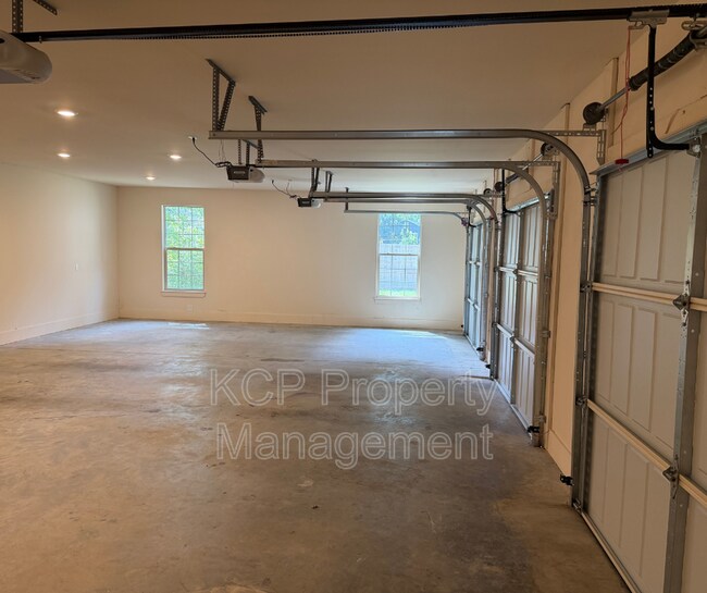 Building Photo - 1813 Garland Ave