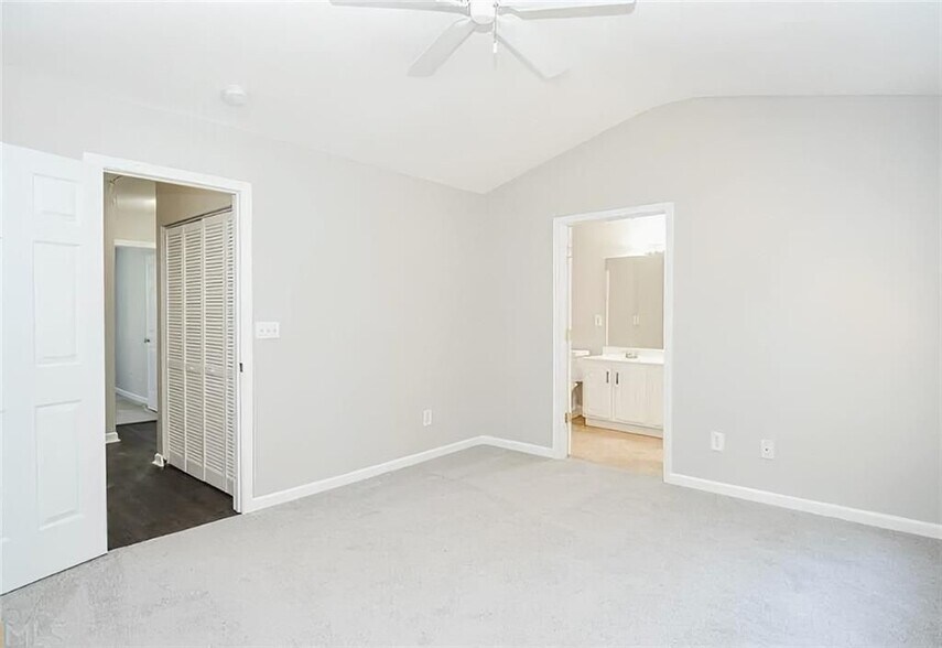 Building Photo - 4645 Valais Ct