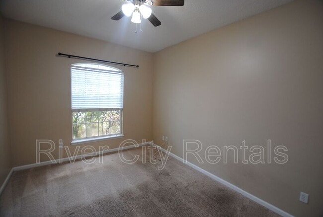 Building Photo - 3022 Piedmont Manor Dr