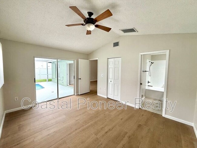 Building Photo - 11222 Clayridge Dr