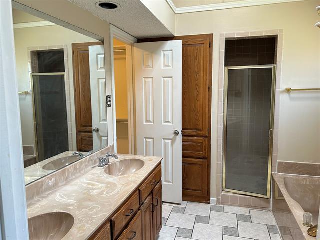 Building Photo - 2517 Rich Oak Dr