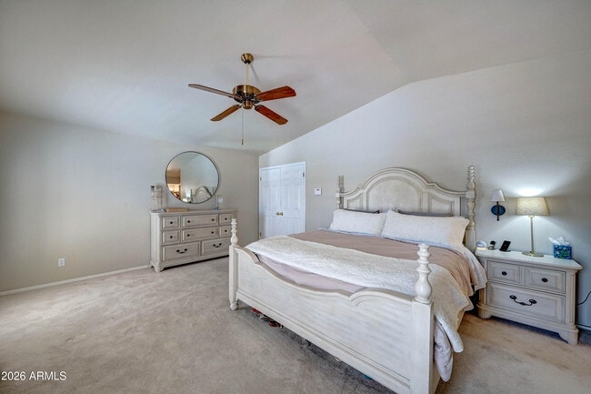 Building Photo - 2511 E Shaw Butte Dr