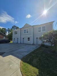 Building Photo - Great location!!!