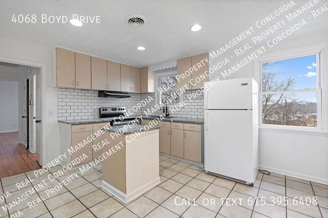 Building Photo - 4068 Boyd Dr