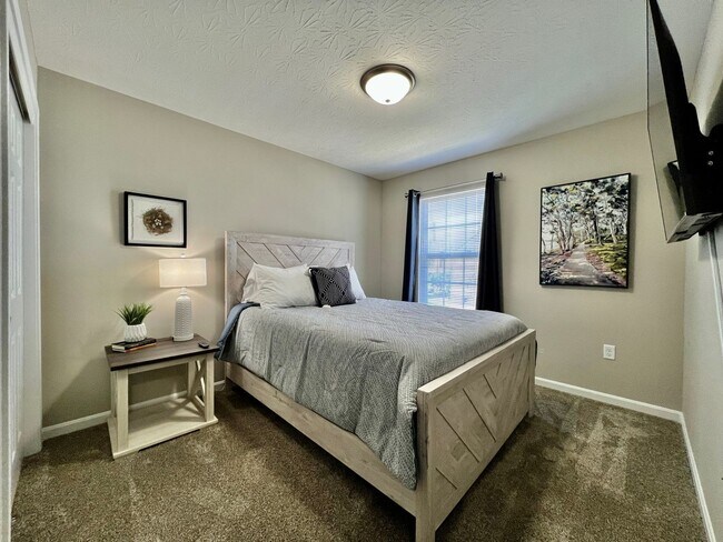 Building Photo - Brand New Home Walking distance to Spooky Nook