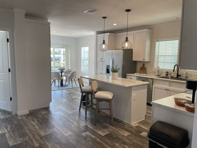 Building Photo - 5714 Blue Harbor Dr