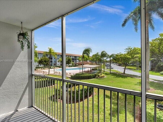 Building Photo - 12500 SW 5th Ct