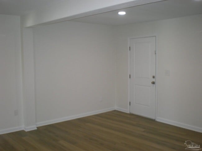 Building Photo - 11606 Chanticleer Dr