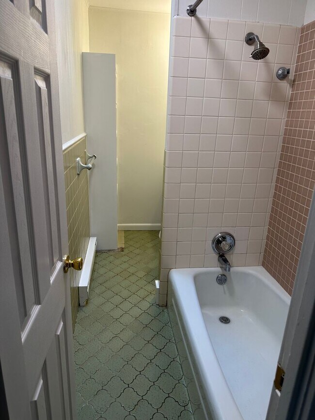 Building Photo - Newly Renovated 2-Bedroom 1 Bath-  Retreat on 12 Secluded Acres with Trails in Kintnersville!