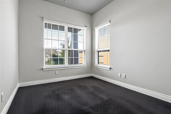 Building Photo - 20105 Cloughmore Ct