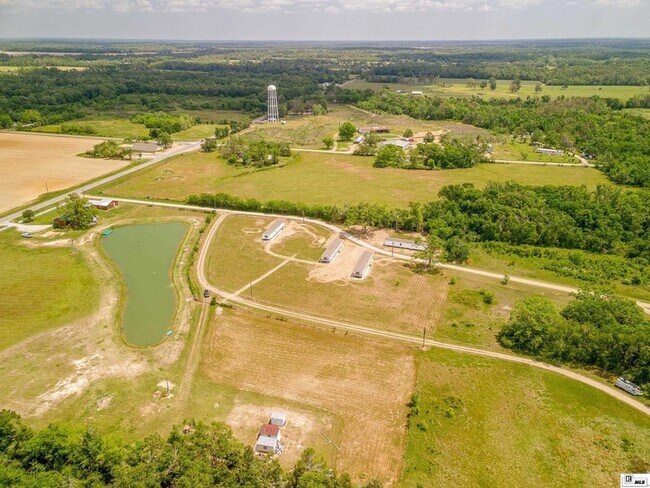 Building Photo - 509 Highway 856